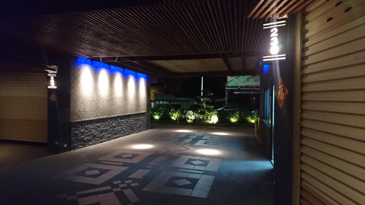 Venice Motel Тайчжун Экстерьер фото