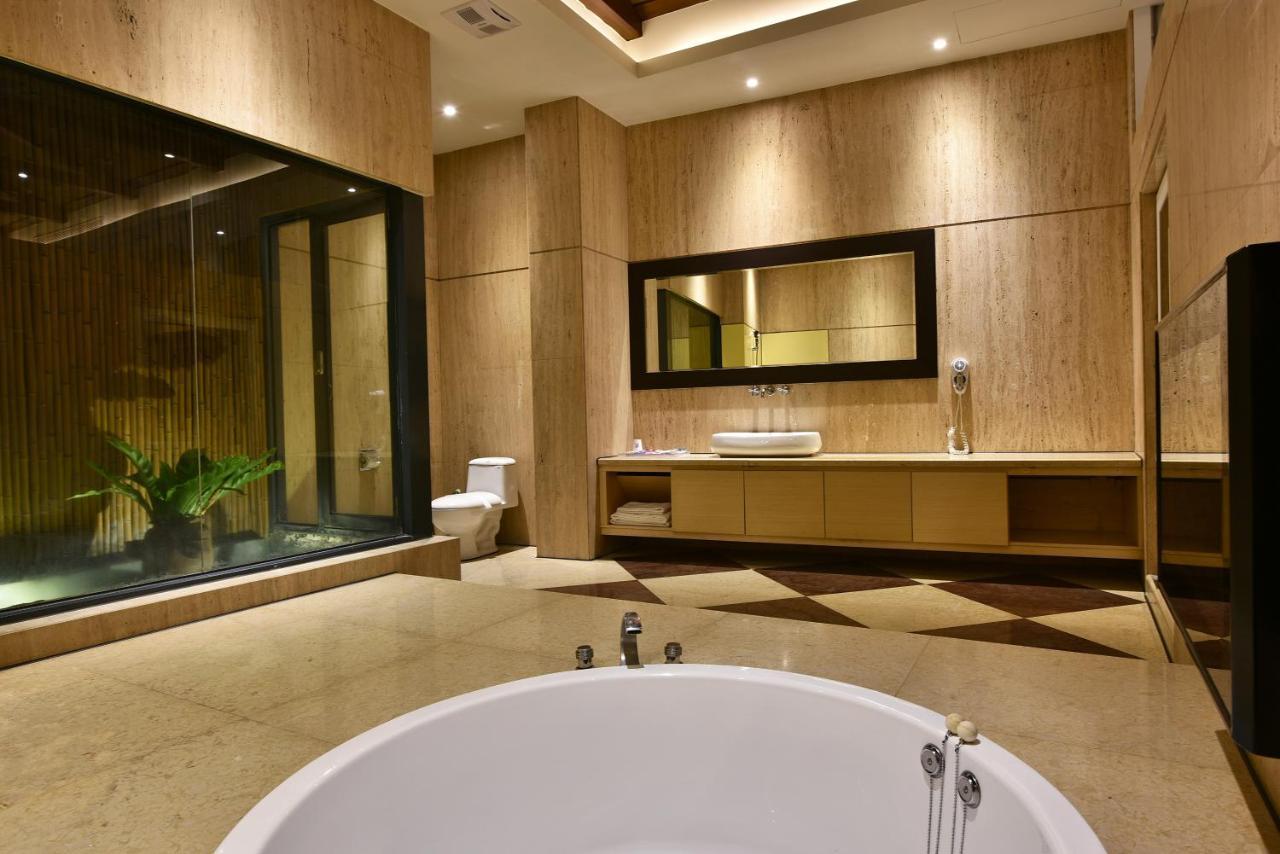 Venice Motel Тайчжун Экстерьер фото