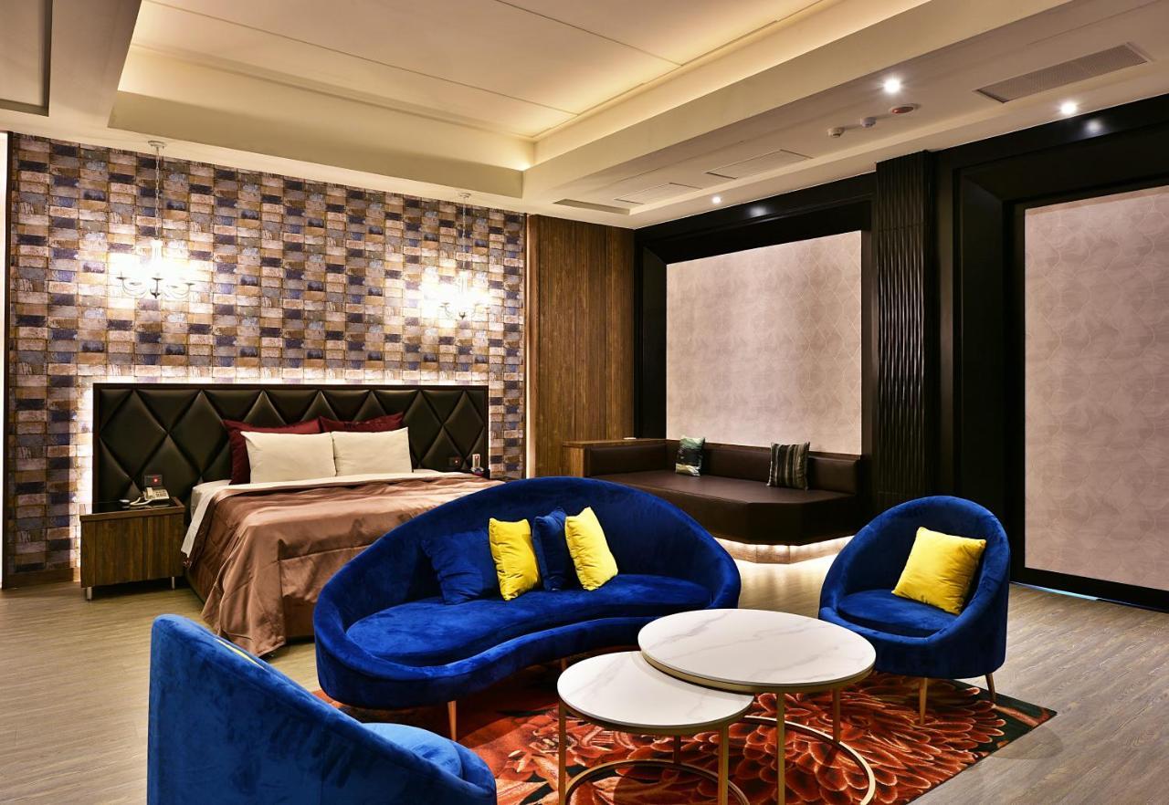 Venice Motel Тайчжун Экстерьер фото