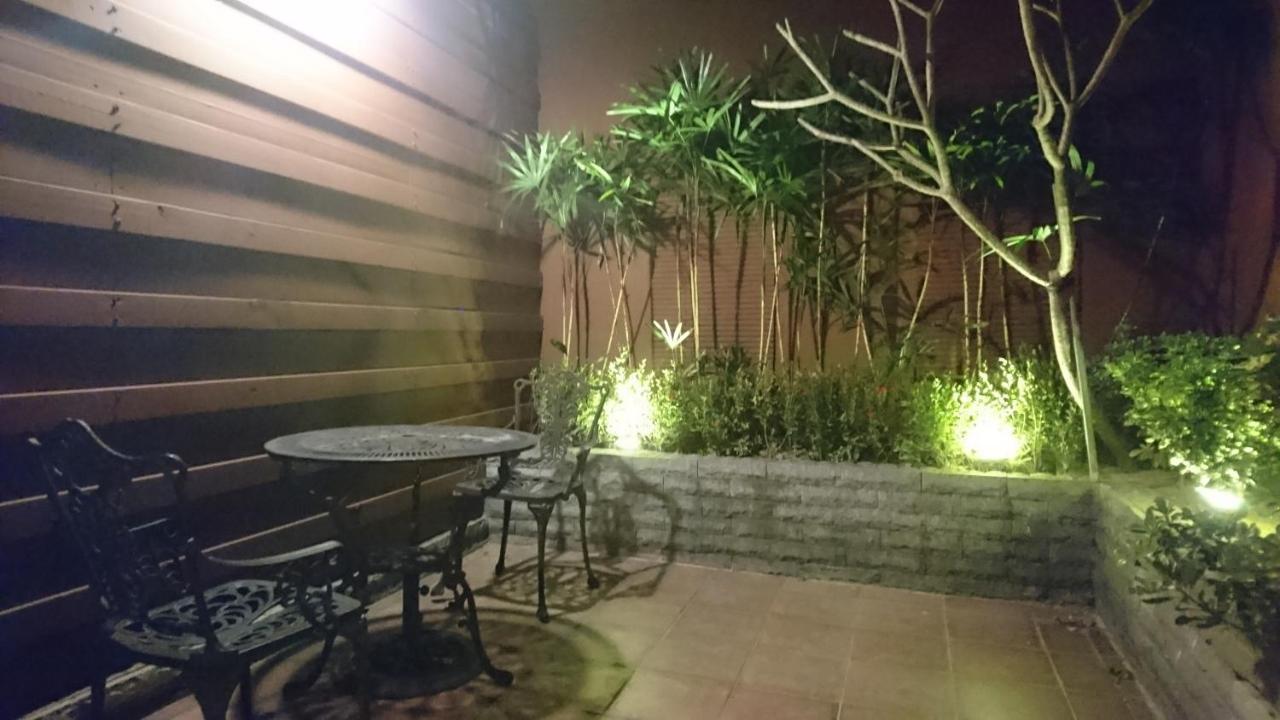 Venice Motel Тайчжун Экстерьер фото
